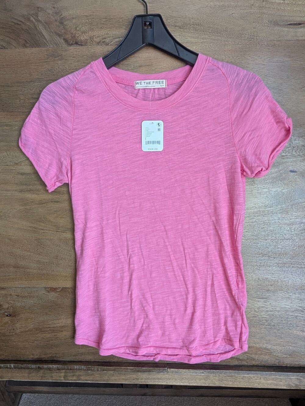 NWT We The Free T-Shirt Womens Small Carmine Rose Pink Short Sleeve Pullover